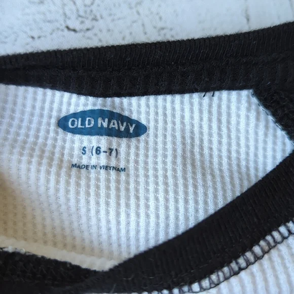 Old Navy Long Sleeve Thermal T-Shirt Bundle - Size: S (6/7) - Picture 4 of 10
